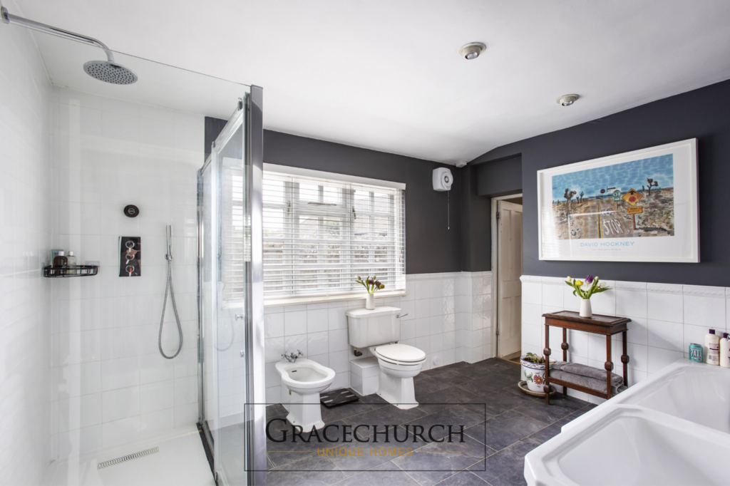 Old Park Ride - Bathroom