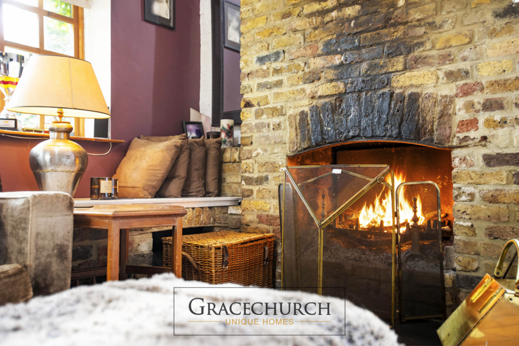 Old Park Ride - Fireplace