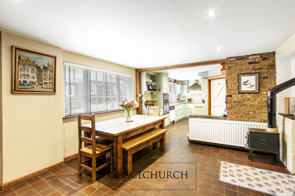 Old Park Ride - Dining Room