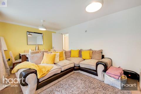 2 bedroom flat for sale - Berney Road, Croydon