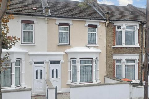 3 bedroom terraced house for sale - Sherrard Road, London
