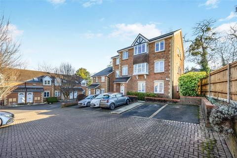 Rosamund Close, South Croydon, Surrey, CR2