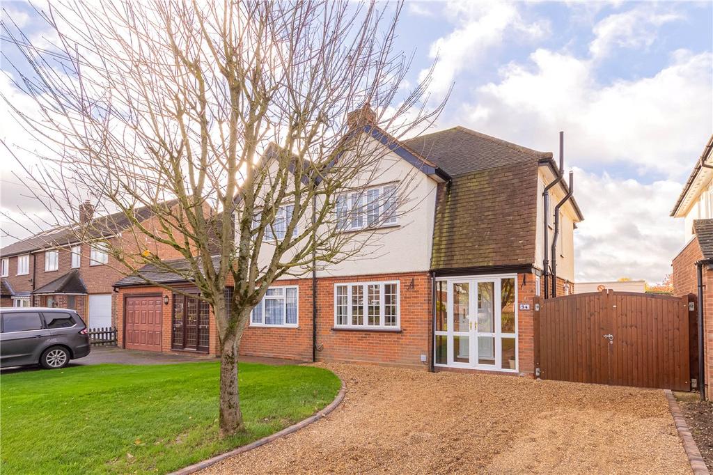 Tollgate Road, Colney Heath, St.... 3 bed semidetached house £700,000