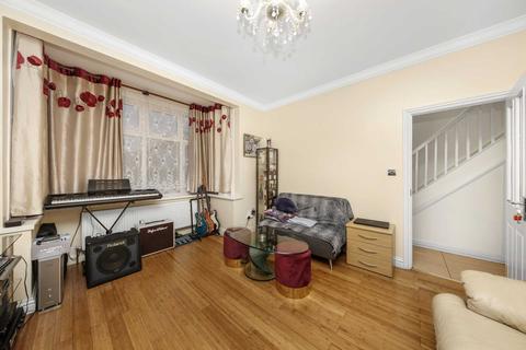 5 bedroom end of terrace house for sale - Church Road, Leyton, E10