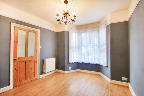 12 Moore Street, Rochester, ME2 3BD