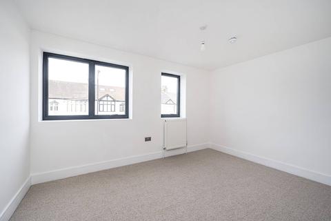 3 bedroom flat for sale - Kendrick House, Fyfield Road, Walthamstow, E17
