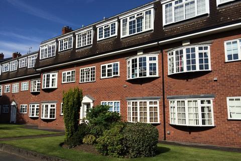2 bedroom apartment to rent, Beaufort Road, Sale M33