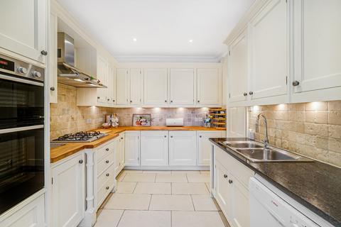 3 bedroom terraced house to rent, Rosehill Road, London, SW18