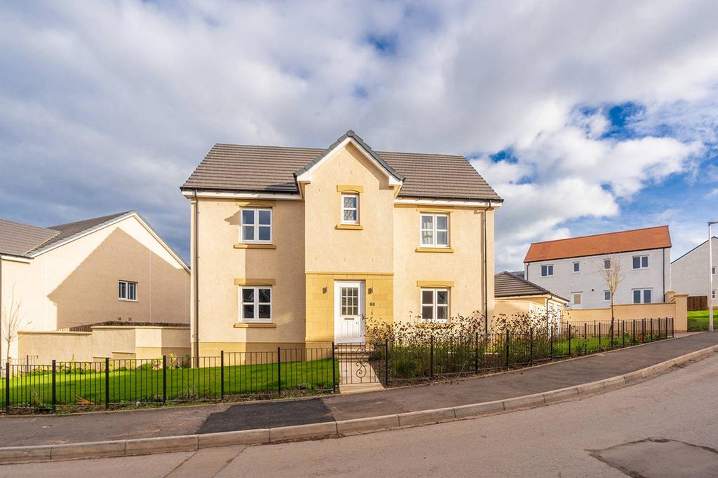 9 Burn Grange Park, Newtongrange, Dalkeith, EH22 4FR 5 bed detached