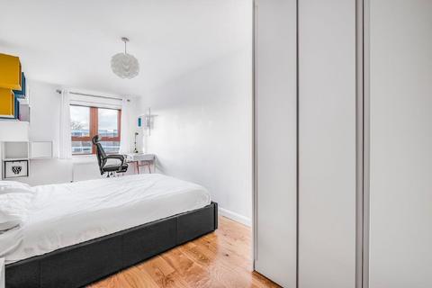 Flat 16, 16 Carlton Drive, London, SW15 2BD