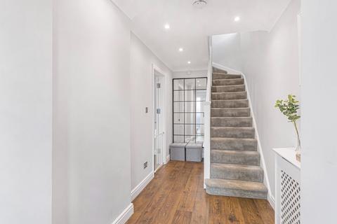 55 Clive Close, Potters Bar, EN6 2AD