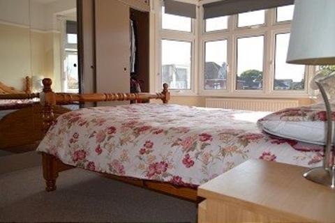 undefined, Ash Grove, Palmers Green