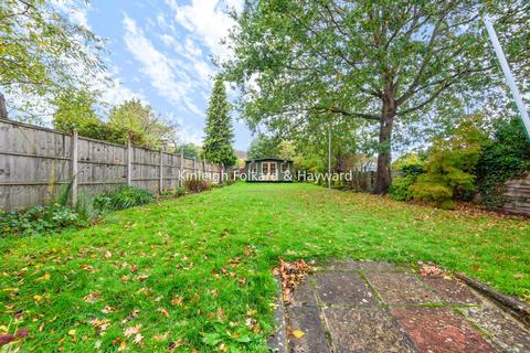 28 Heathway, Croydon, CR0 8PY