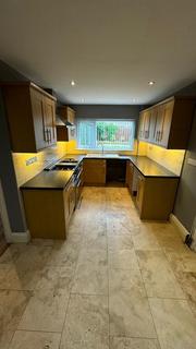 4 bedroom semi-detached house to rent, Saddlers Close, Leicester, LE7 3ZS