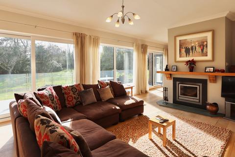 Birnam House Grimms Hill, Great Missenden, HP16 9BG