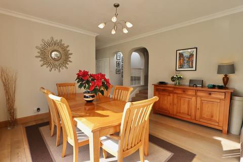 Birnam House Grimms Hill, Great Missenden, HP16 9BG