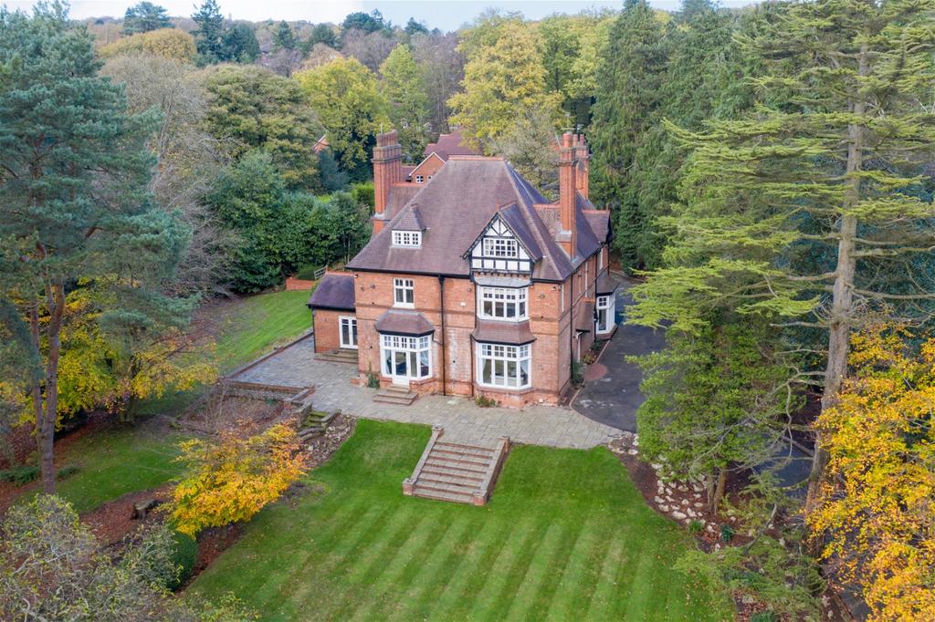 Mearse Lane, Barnt Green, B45 8HJ 6 bed detached house for sale £
