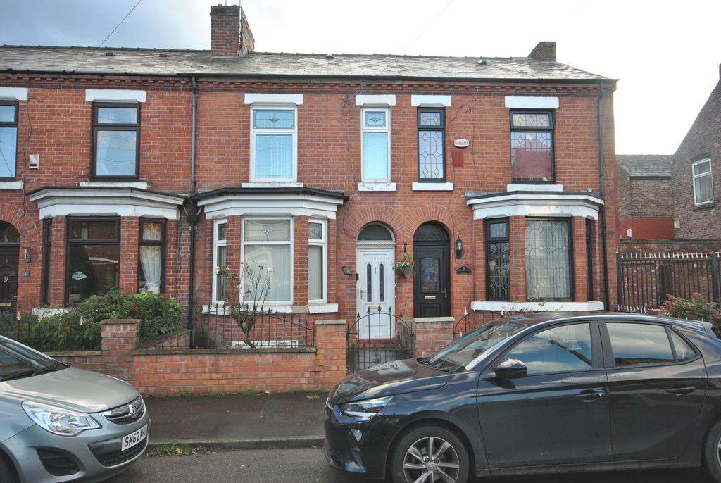 Seedley View Road, Salford M6 3 bed terraced house for sale £190,000