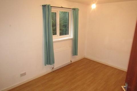 18 Bro Hedydd, Carmarthen, SA31 1TP