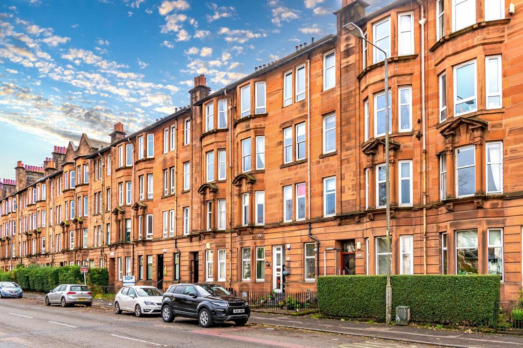 Dumbarton Road, Flat 0/2, Scotstoun... 1 bed flat £75,000