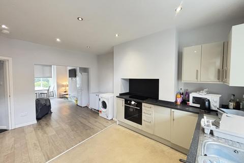 4 bedroom house to rent, Stanmore Street, Leeds