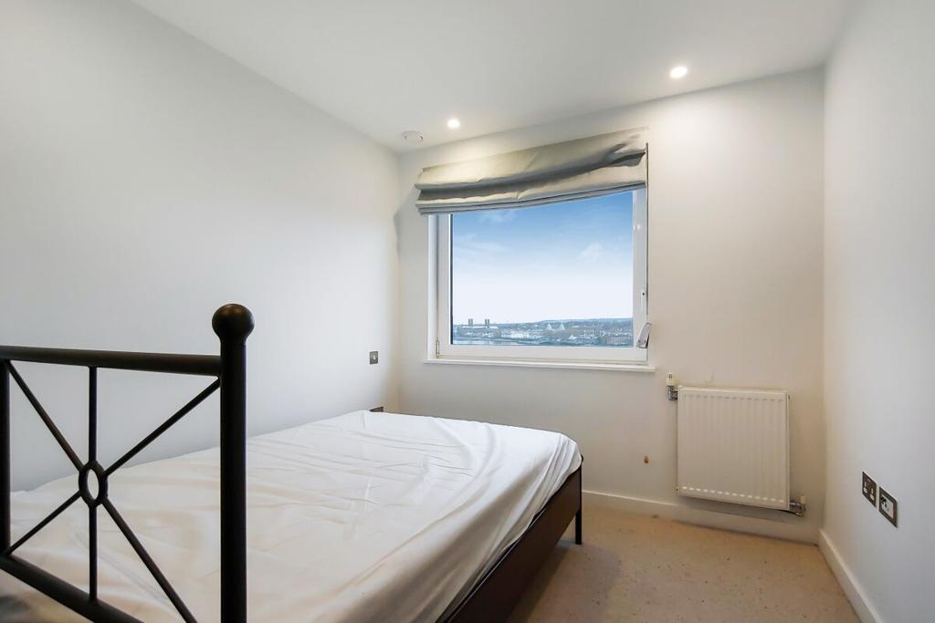 6 Bedroom 2-1