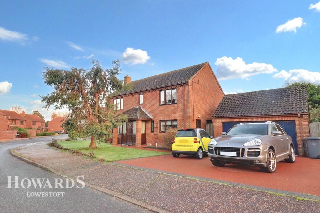 Sea View Rise, HoptononSea 4 bed detached house for sale £440,000