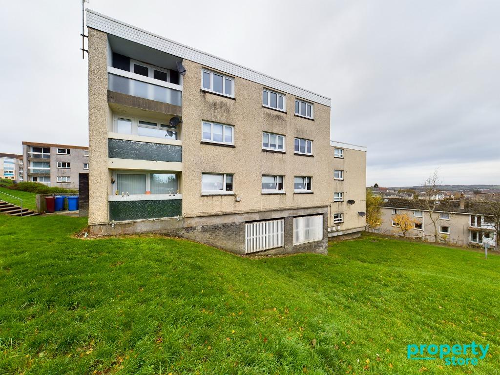 Blenheim Avenue, East Kilbride, South Lanarkshire, G75 2 bed flat for