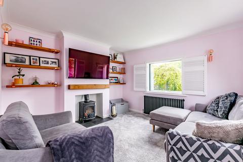 3 bedroom cottage for sale - Kings Road, Shalford, Guildford