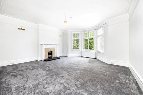 4 bedroom flat to rent, Finchley Road, Hampstead, London, NW3