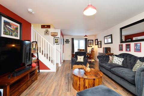 5 Birch Grove, Cowdenbeath, KY4 9EH