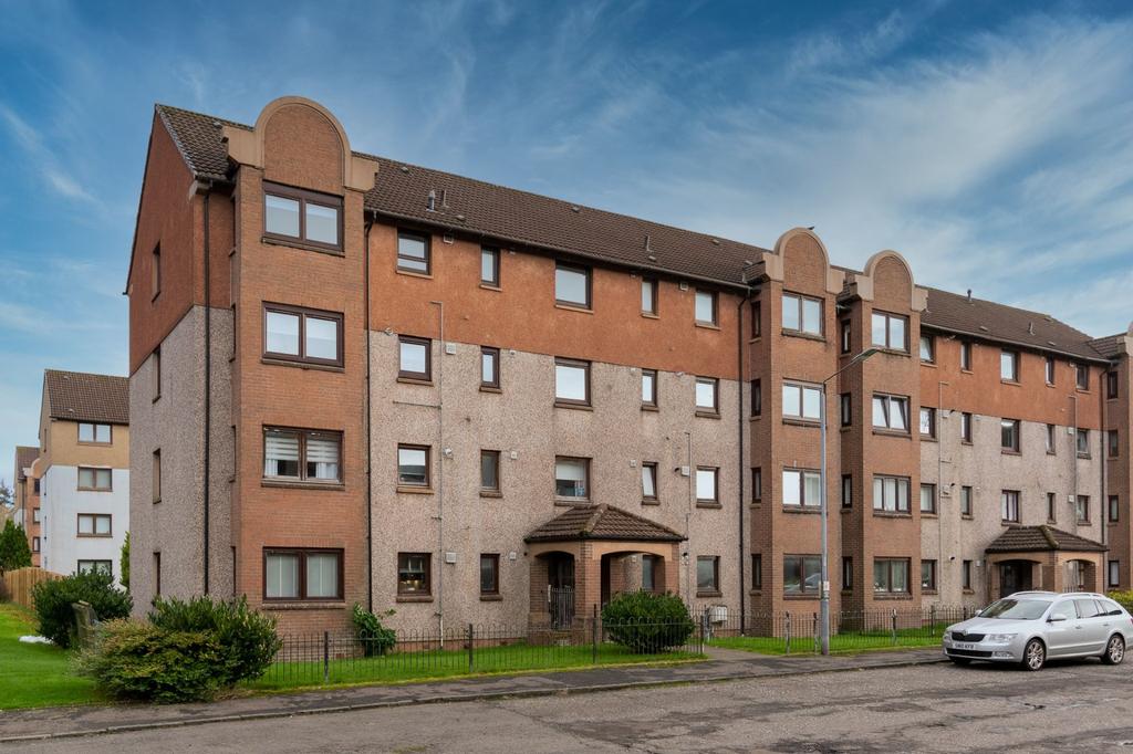 Burnbrae Street, Faifley, Clydebank... 3 bed apartment £625 pcm (£144 pw)