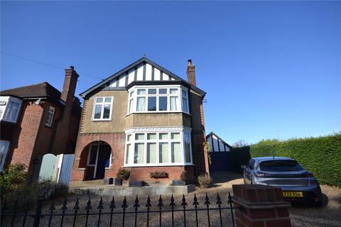 4 bedroom detached house to rent - Layer Road, CO2