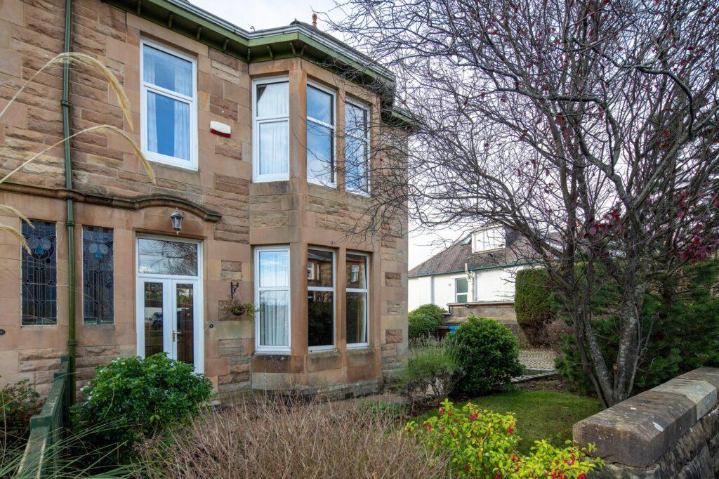 Claremount Avenue, Giffnock 4 bed semidetached villa for sale £575,000