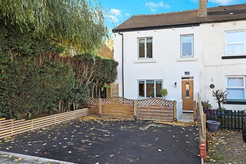 3 bedroom terraced house for sale - Cross Road (Butts Lane), Middlestown, Wakefield, West Yorkshire, WF4