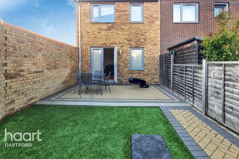 1 Rainbow Gardens, Dartford, DA1 5RF