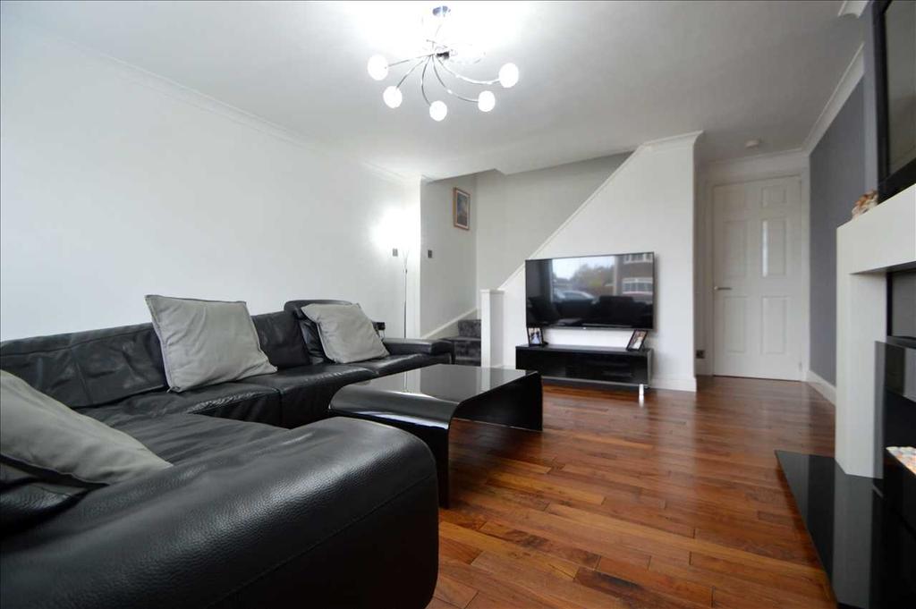 Aitken Road, Hamilton 2 bed semidetached house £159,995