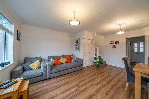 19 Bencroft Road, Hemel Hempstead, HP2 5UX