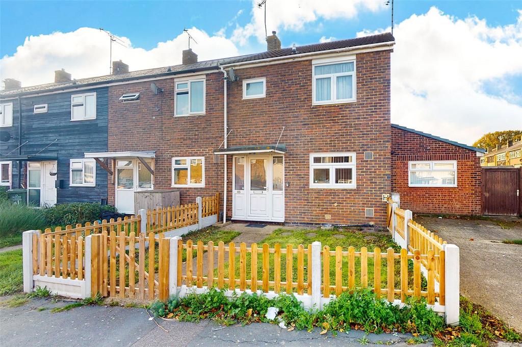Great Mistley, Basildon, Essex, SS16 3 bed end of terrace house £365,000
