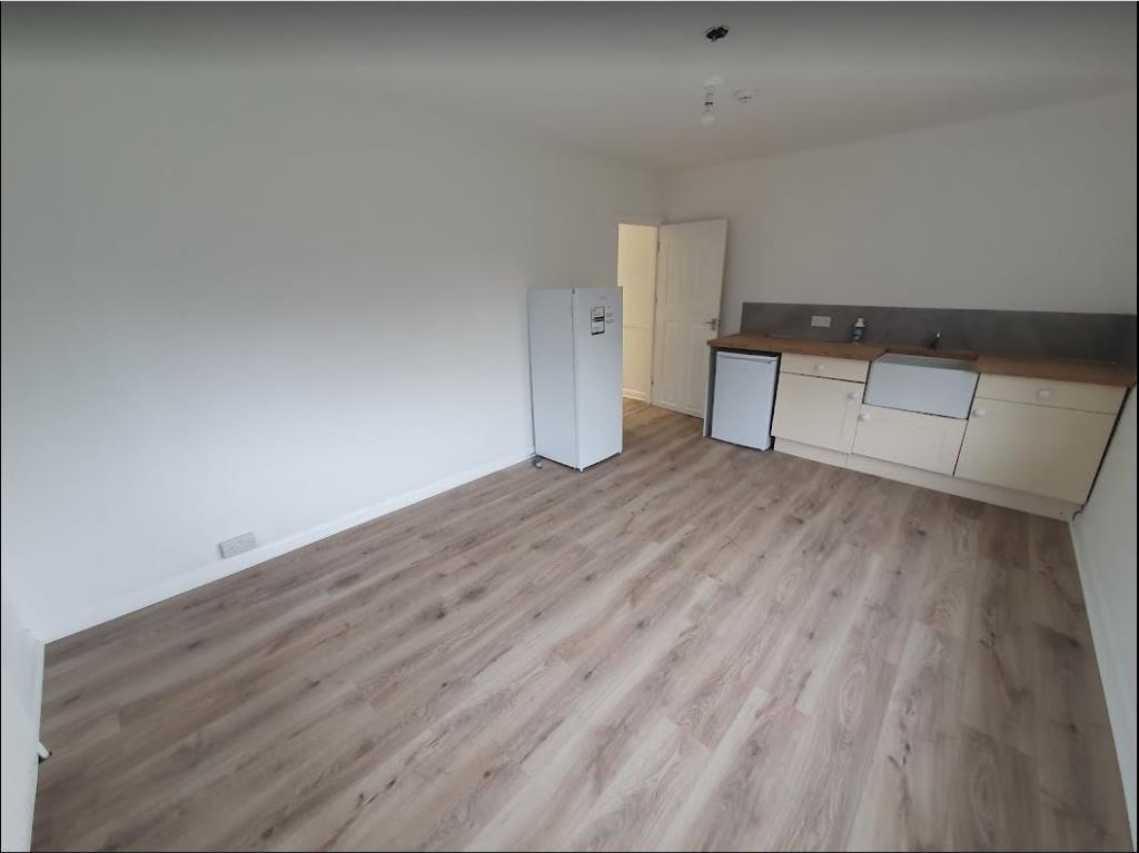 Brookers Hill, Shinfield, RG2 2 bed apartment £1,100 pcm (£254 pw)