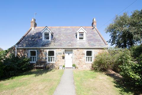 4 bedroom detached house for sale, Rue des Falles, St Pierre du Bois, Guernsey, GY7