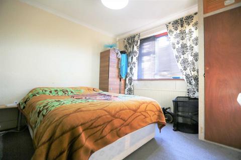 19 Leader Avenue, London, E12 6JP