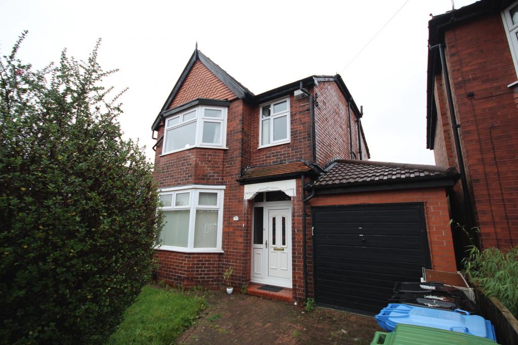 Debenham Road, Stretford, M32 9DQ 3 bed detached house £400,000