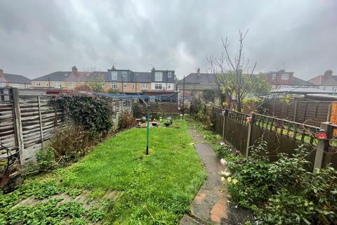 15 Middle Road, London, SW16 4HW