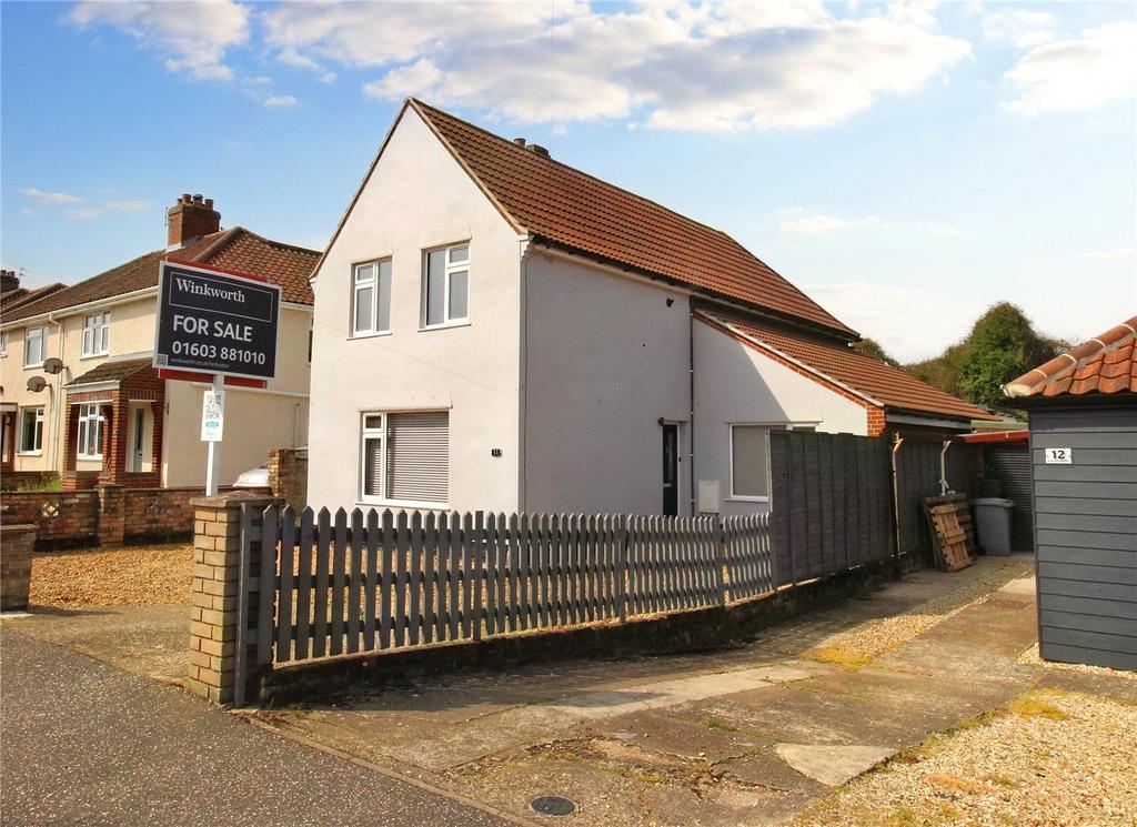 Sutherland Avenue, Hellesdon, Norwich, Norfolk, NR6 4 bed detached