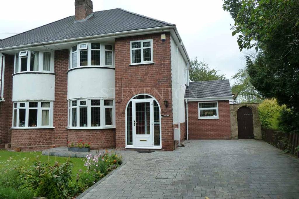 Coppice Road, Finchfield, Wolverhampton, WV3 3 bed semidetached house £349,950