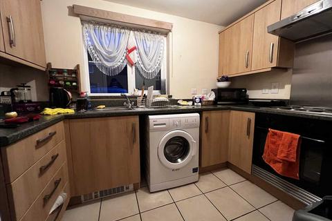 2 bedroom apartment for sale - Robin Road, CORBY