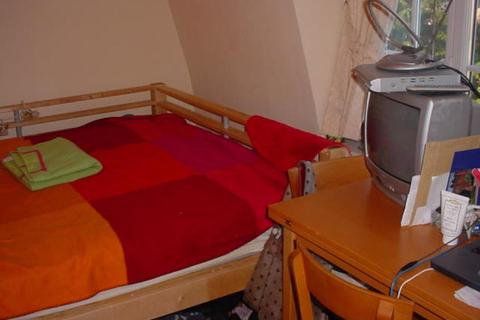 41 Topham Square, London, N17 7HL