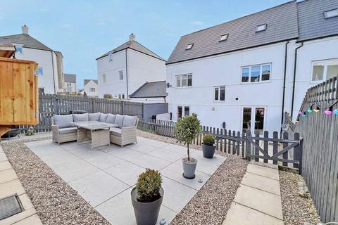 9 Pellymounter Road, St Austell, PL25 4PX