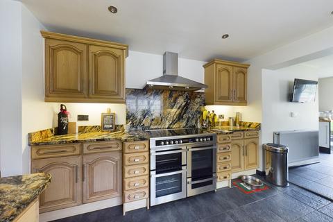 6 bedroom semi-detached house for sale - Barnsley Road, Marr